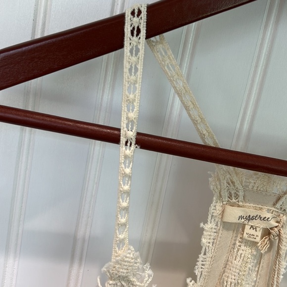 Mystree Racer Back Crochet Top - Picture 7 of 9